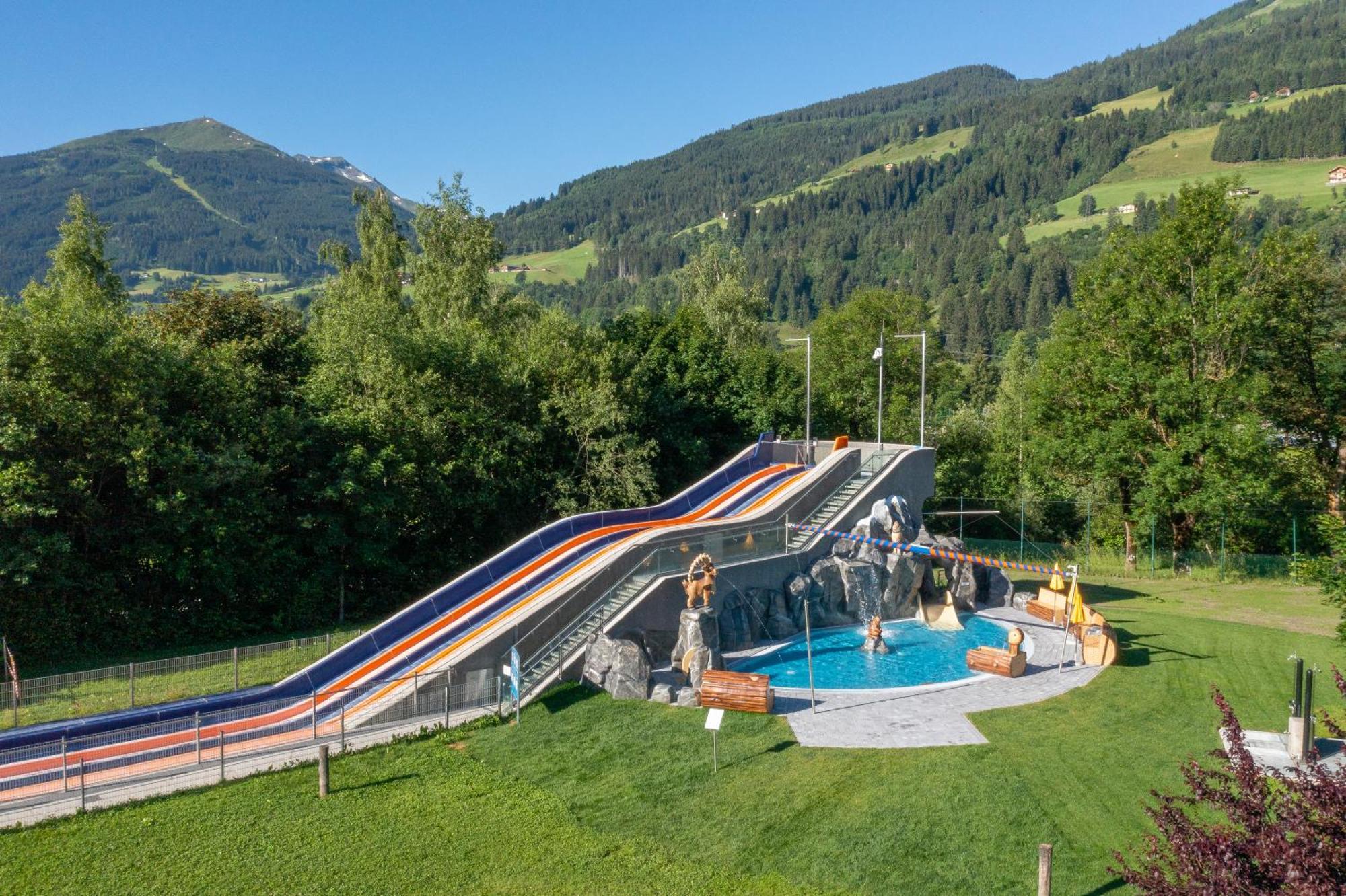 Aktiv- & Gesundheitsresort Das Gxund - Thermeneintritt Inklusive Bad Hofgastein Esterno foto