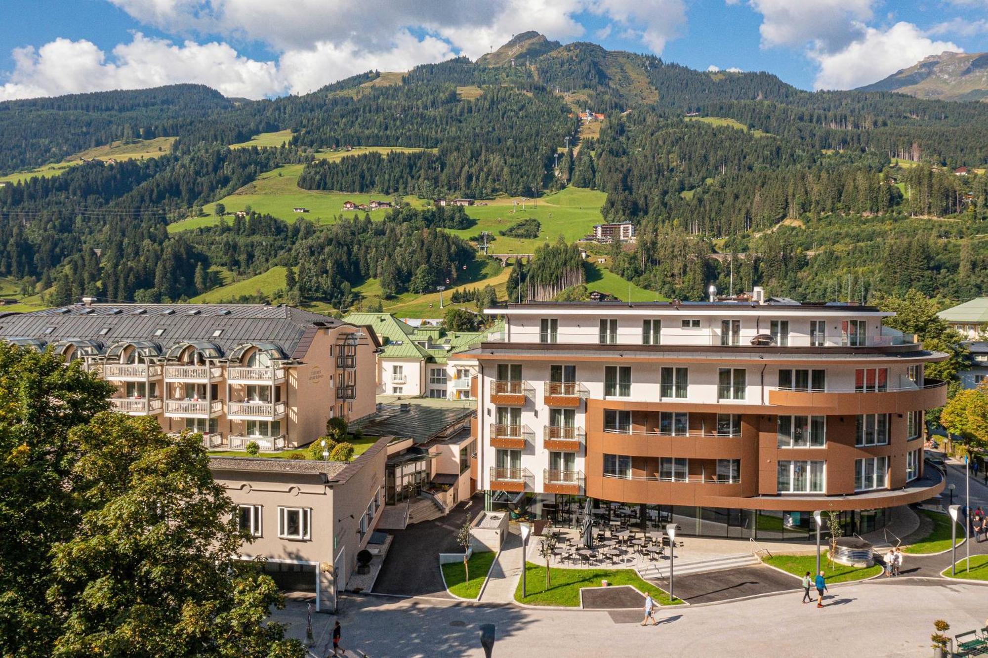 Aktiv- & Gesundheitsresort Das Gxund - Thermeneintritt Inklusive Bad Hofgastein Esterno foto